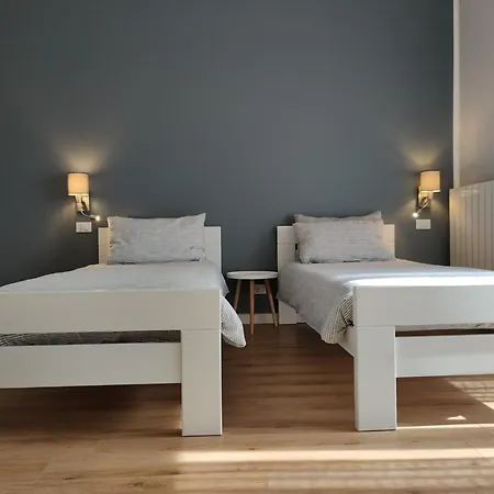 Cattinara 住宿加早餐酒店 的里雅斯特